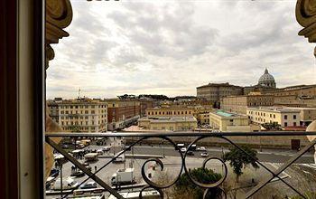 A Picture Of Couette-café
